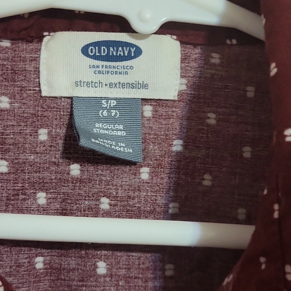 Old Navy Boys Burgundy Button Down Shirt Nwot